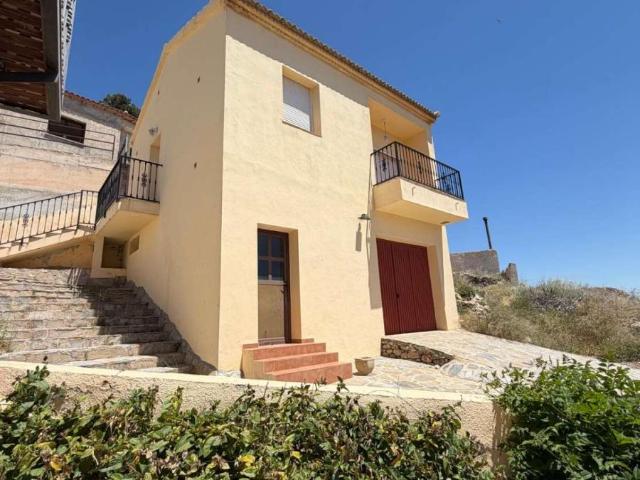 Casa en venta en Oria Almería