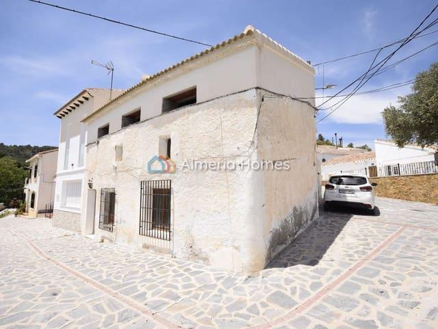 Casa en venta en Oria, Almería