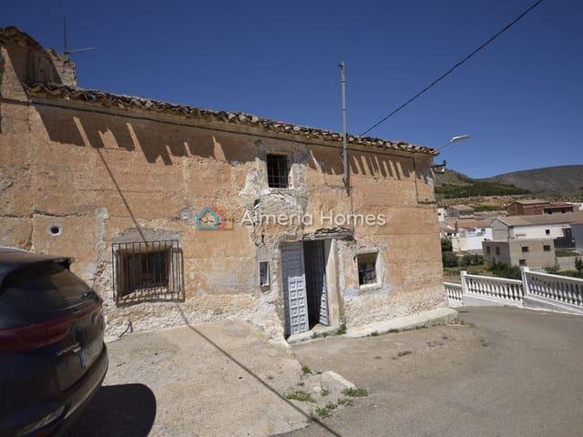 Casa en venta en Oria, Almería