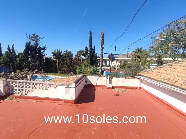 Casa en venta en Orihuela, Orihuela Ciudad. Chalet con piscina Privada en venta Orihuela ciudad. Casas.