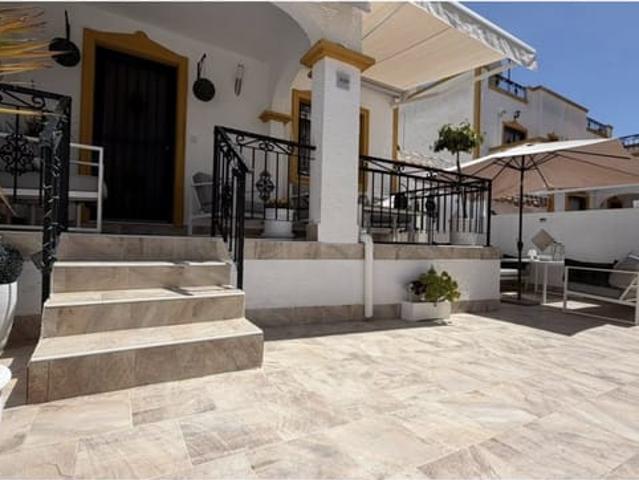 Casa en venta en Orihuela, Alicante