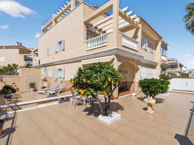 Casa en venta en Orihuela Alicante
