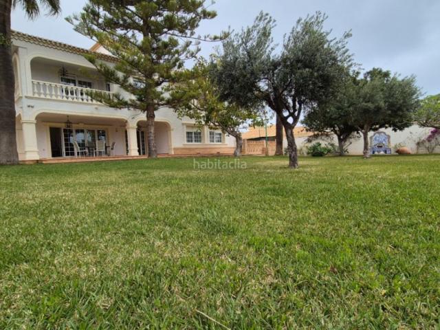 Casa en venta en Orihuela, Cabo Roig. Casas.