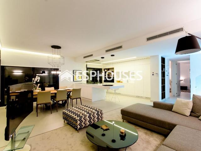Casa en venta en Orihuela, Campoamor. Villa independiente de obra nueva con piscina privada en Dehesa de Campoamor. Casas.