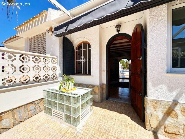 Casa en Venta en Orihuela Costa, Alicante