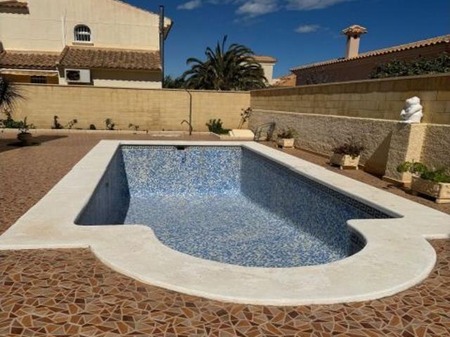 Casa en Venta en Orihuela Costa, Alicante