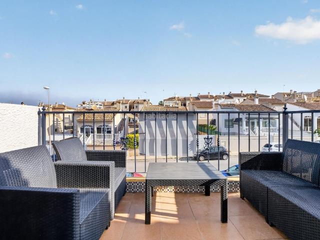 Casa en venta en Orihuela, La Florida. Al Andalus III Bungalow en planta alta con solárium privado y 3 dormitorios. Casas.