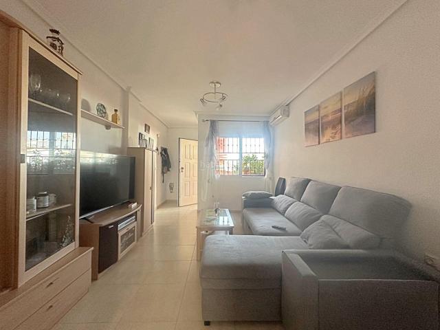 Casa en venta en Orihuela, La Florida. Bungalow planta baja en Los Altos. Casas.
