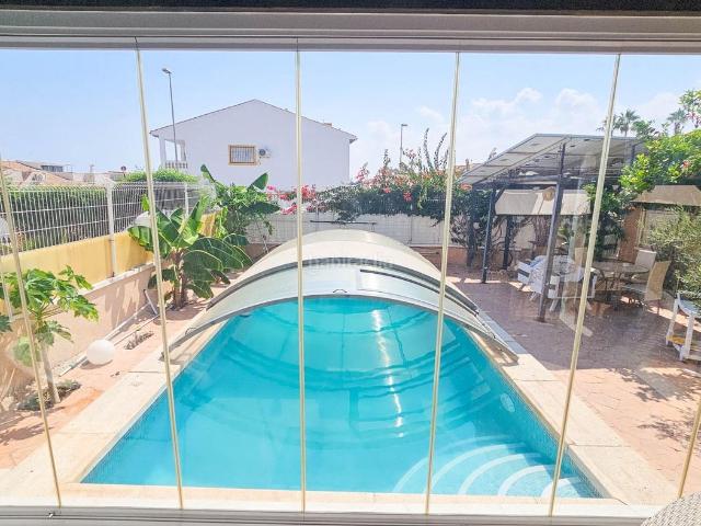 Casa en venta en Orihuela, La Zenia. Casas.