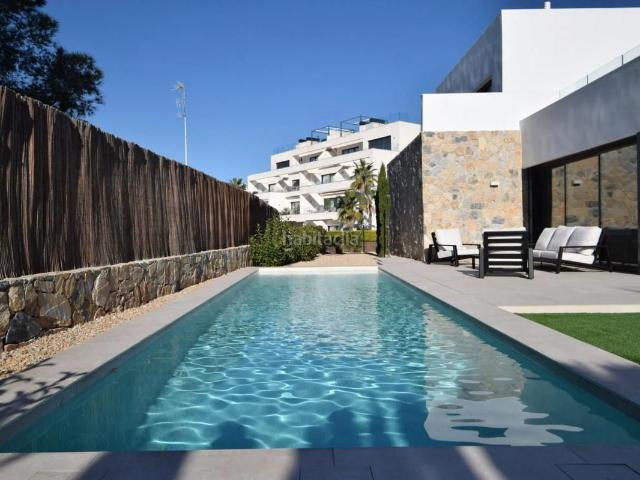 Casa en venta en Orihuela, Lomas de Campoamor Las Ramblas. Casas.