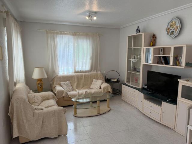 Casa en venta en Orihuela, Playa Flamenca. Amplia casa adosada en Playa Flamenca, cerca del Bulevar La Zenia. Casas.