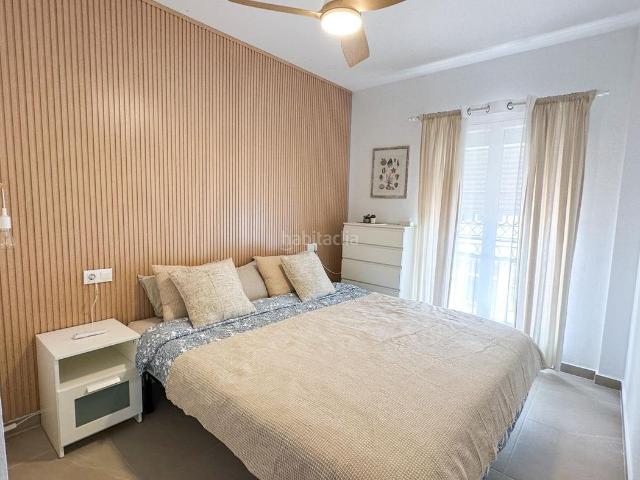 Casa en venta en Orihuela, Playa Flamenca. Bienvenido a este acogedor apartamento situado en el corazoacuten de Playa Flamenca, con una ubicacioacuten ideal a solo 10 minuto. Casas.