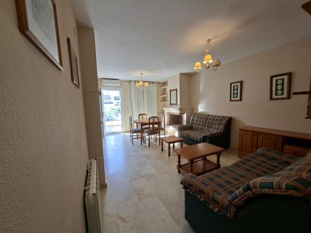 Casa en venta en Orihuela, Villamartín Las Filipinas. Casas.
