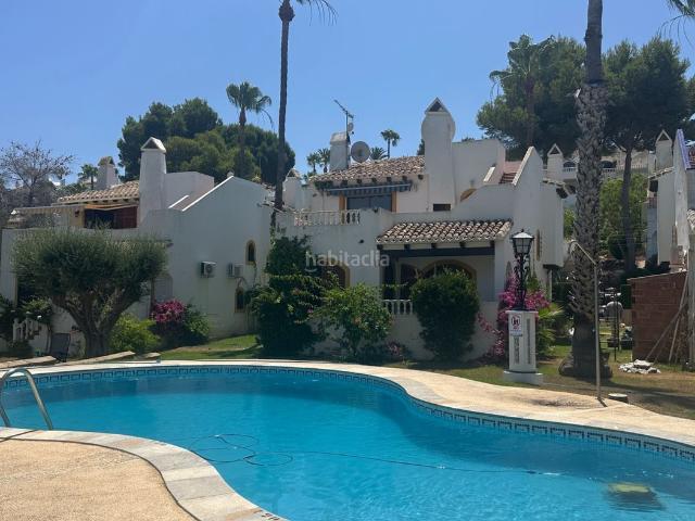 Casa en venta en Orihuela, Villamartín Las Filipinas. Casas.