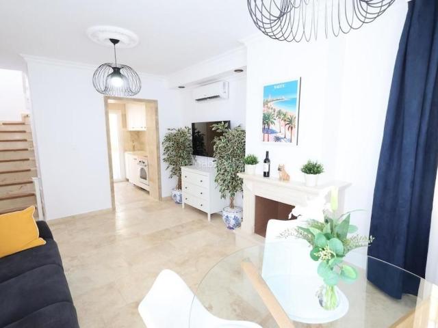 Casa en venta en Orihuela, Villamartín Las Filipinas. Casas.