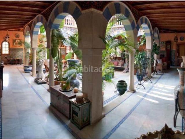 Casa en venta en Orihuela, Villamartín Las Filipinas. Villa de lujo en primera línea de Golf en Villamartín. Casas.