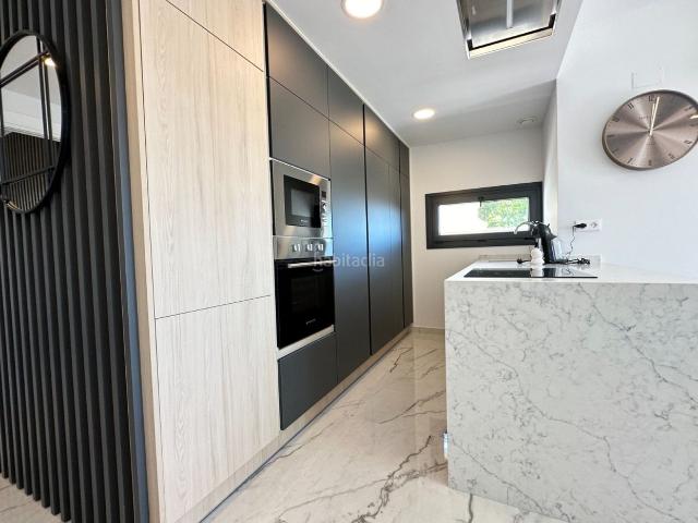 Casa en venta en Orihuela, Zeniamar Horizonte La Campana. Aacutetico de lujo con impresionantes vistas al mar e instalaciones de alta gama en Playa Flamenca, Orihuela Costa iquestBuscas un. Casas.