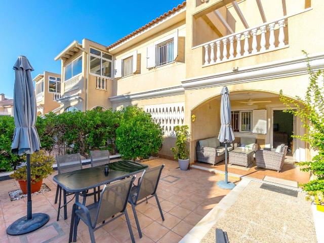 Casa en venta en Orihuela, Zeniamar Horizonte La Campana. Casa Duplex esquina en la Zenia Orihuela Costa amplia terraza. Casas.