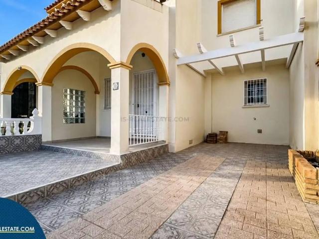 Casa en Venta en Orihuela