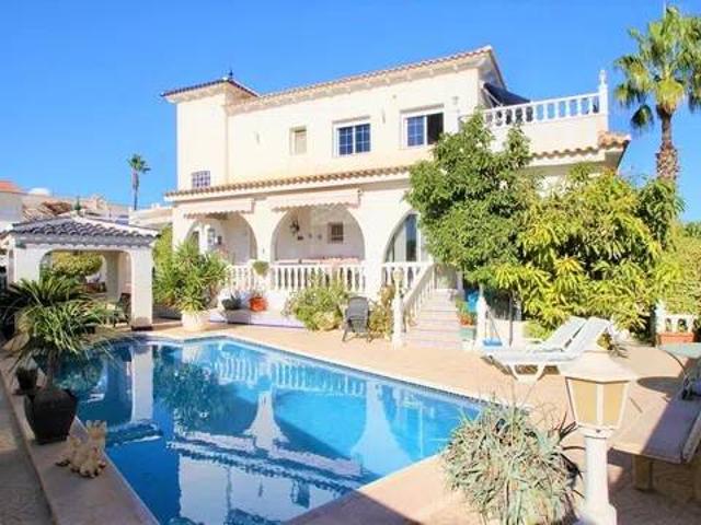 Casa en Venta en Orihuela