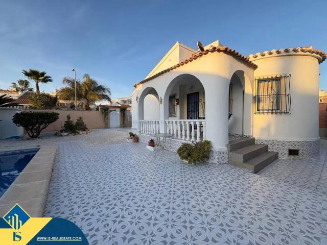 Casa en Venta en Orihuela