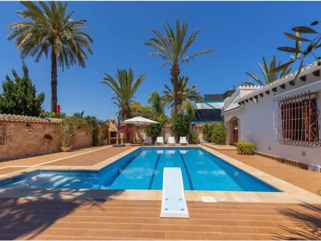 Casa en Venta en Orihuela