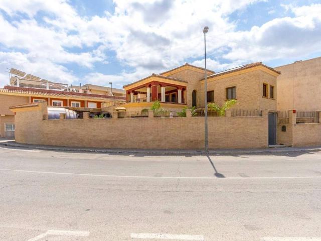 Casa en Venta en Orihuela