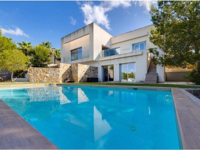 Casa en Venta en Orihuela