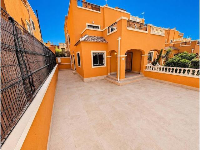 Casa en Venta en Orihuela