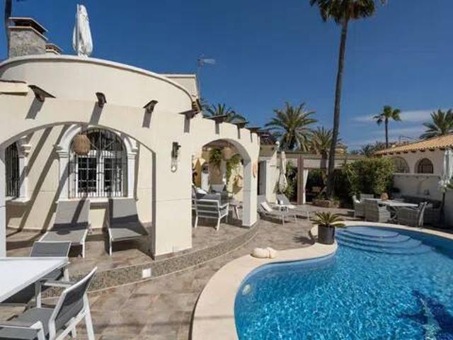 Casa en Venta en Orihuela