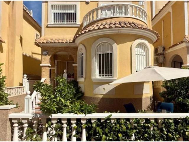 Casa en Venta en Orihuela