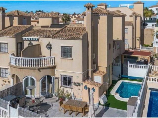 Casa en Venta en Orihuela