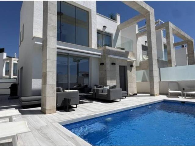 Casa en Venta en Orihuela