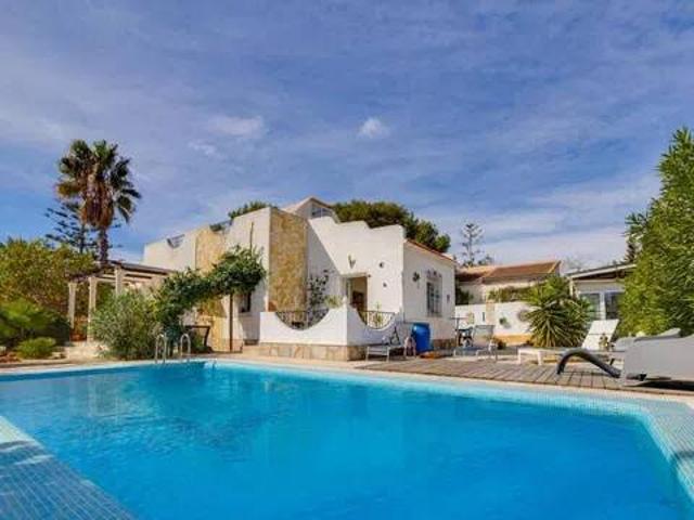 Casa en Venta en Orihuela