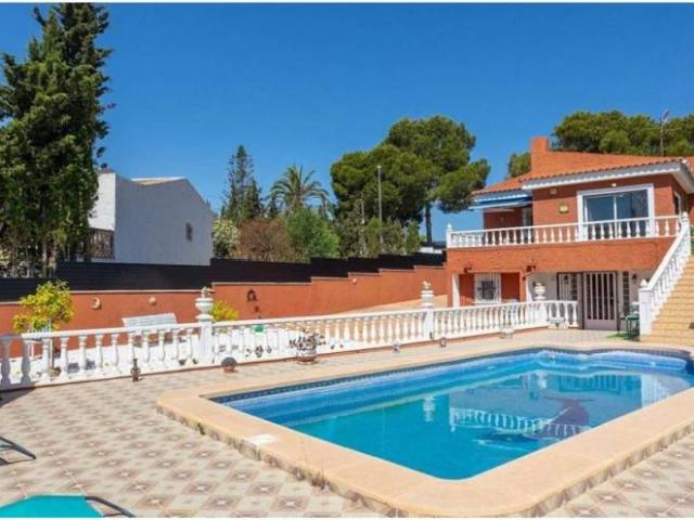 Casa en Venta en Orihuela
