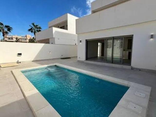 Casa en Venta en Orihuela