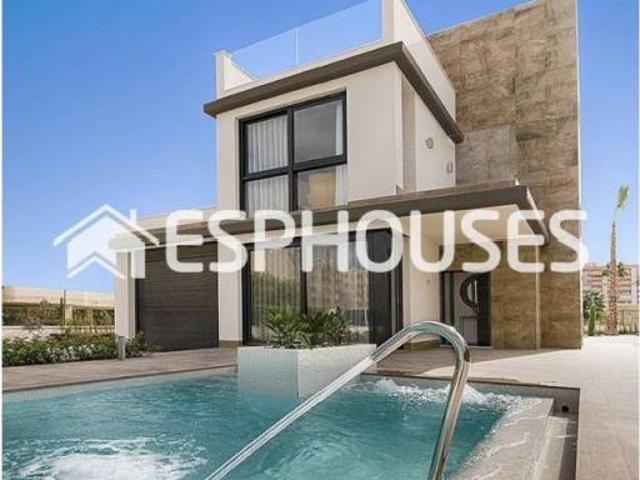 Casa en Venta en Orihuela