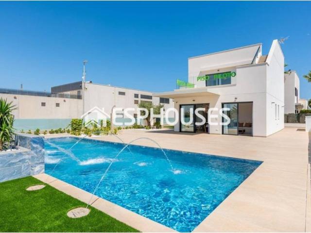 Casa en Venta en Orihuela
