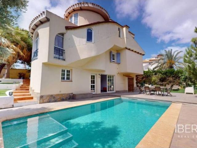 Casa en Venta en Orihuela