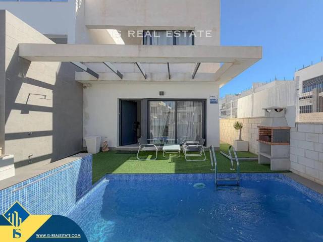 Casa en Venta en Orihuela