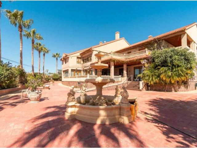 Casa en Venta en Orihuela