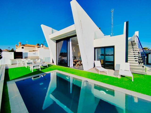 Casa en Venta en Orihuela
