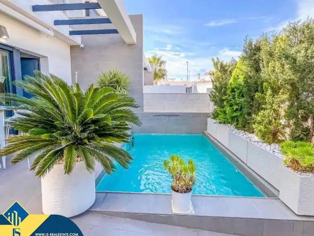 Casa en Venta en Orihuela