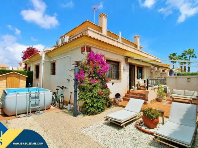 Casa en Venta en Orihuela
