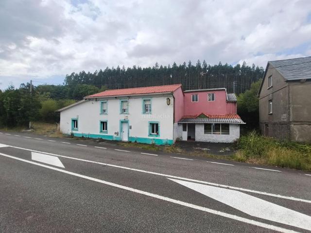 Casa en venta en Ortigueira. Casa y negocio en Mera de Arriba, Ortigueira. Casas.