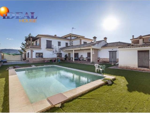 Casa en Venta en Atarfe