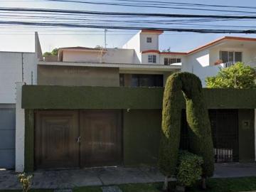 casa en venta en Av. Bosques de Asia en Bosques de Aragon, Nezahualcóyotl
