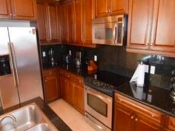 Casa En Venta En Av. Del Bosque, Tijuana