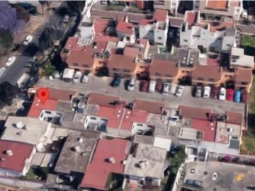 Casa en venta en Av. Tlahuac 4359, Lomas Estrella 2da Secc, Iztapalapa, 09890 Ciudad de México, CDMX, México