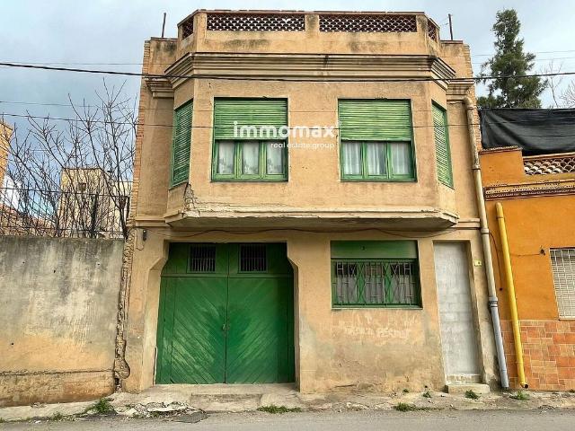 Casa en venta en avenida De Caputxins, Tortosa, de 514 m² 6 habitaciones por 178.500
